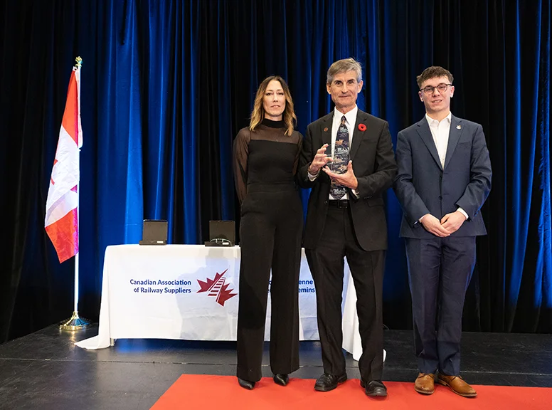 Gordon Bachinsky receives CARS Lifetime Achievement Award